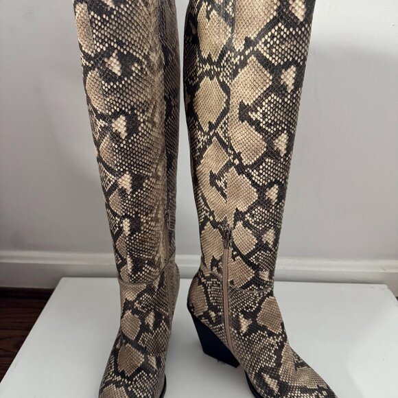 Dolce Vita Beige Textured Boots - Picture 2 of 9